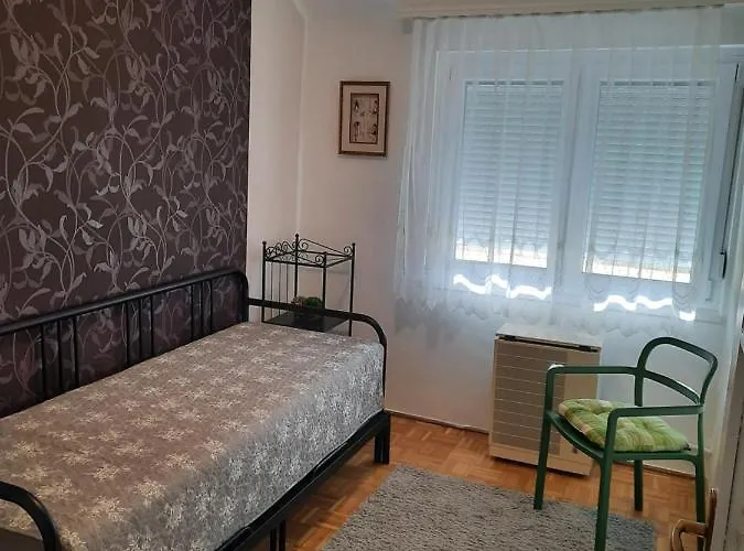 Eszterlanc Apartman Eger