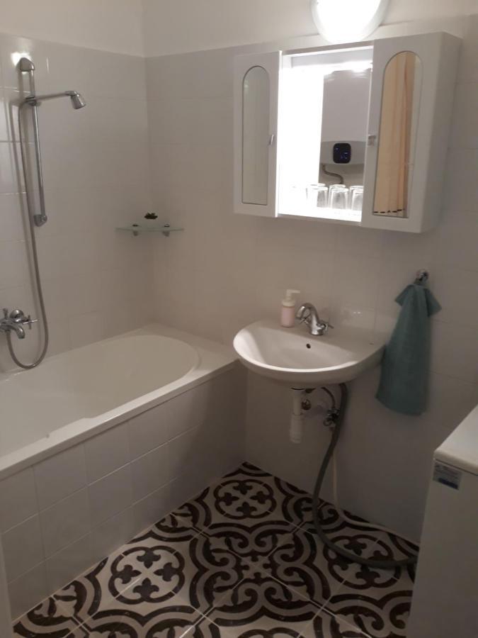 Apartament Eszterlanc